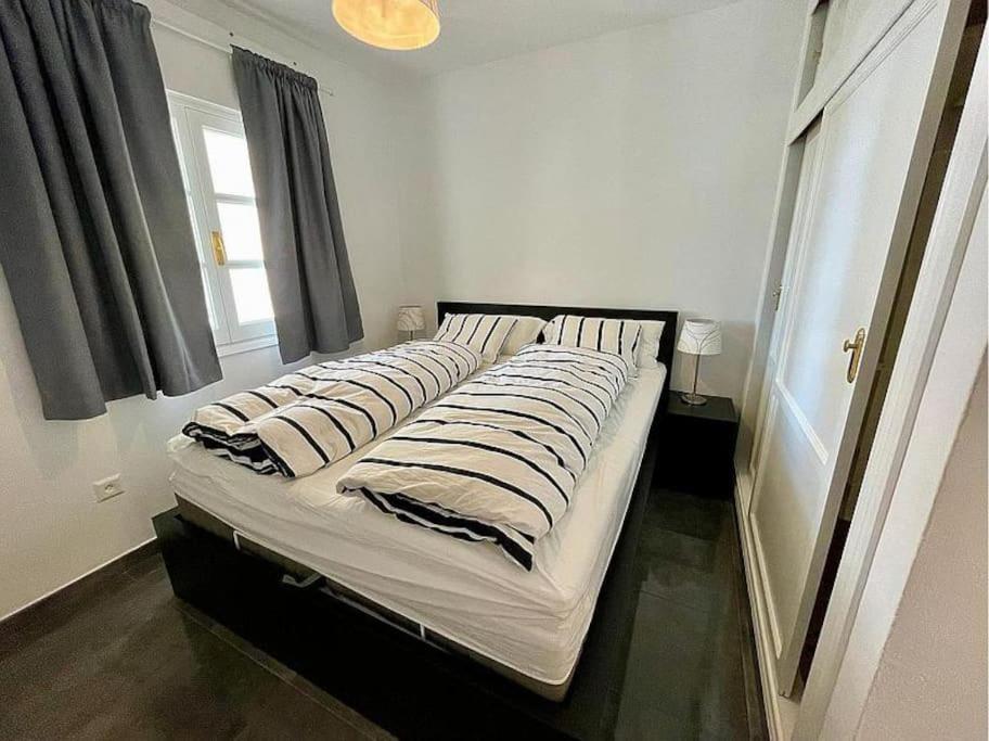 Lux 2 Kmr App Stella Blanca Met Zwembaden Airco En Zeezicht Apartman Fuengirola Kültér fotó