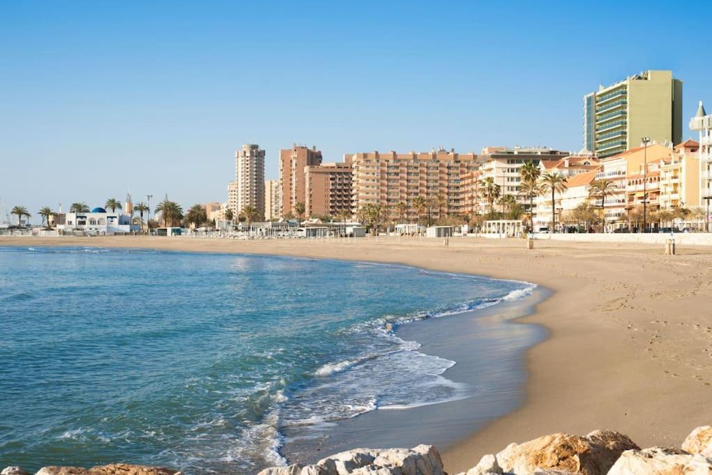 Lux 2 Kmr App Stella Blanca Met Zwembaden Airco En Zeezicht Apartman Fuengirola Kültér fotó