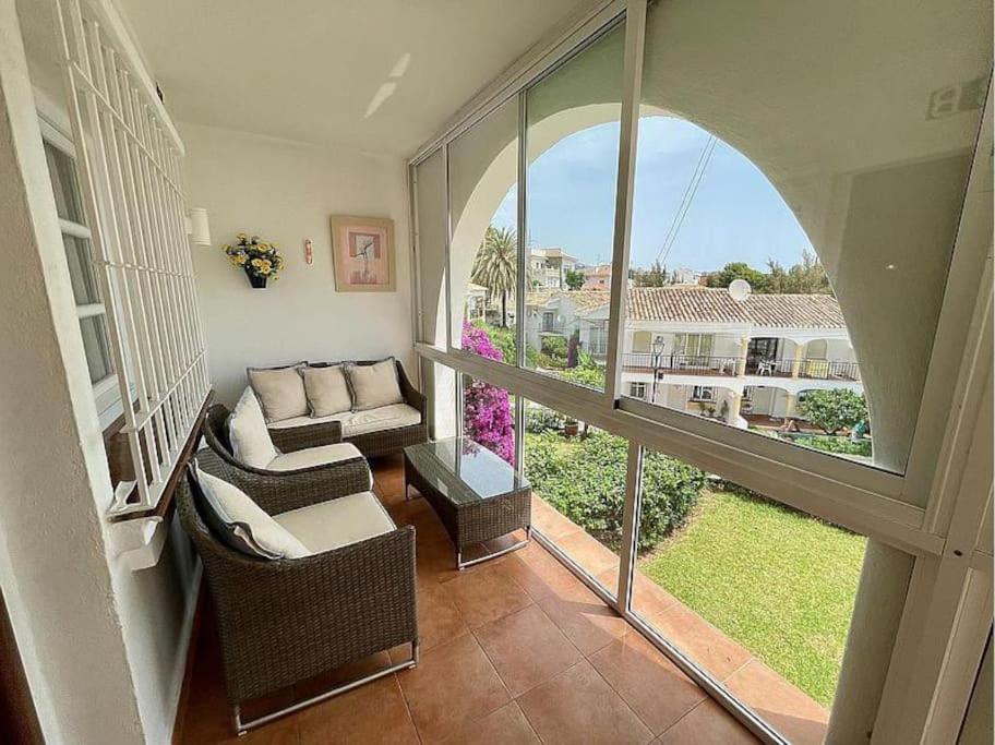 Lux 2 Kmr App Stella Blanca Met Zwembaden Airco En Zeezicht Apartman Fuengirola Kültér fotó
