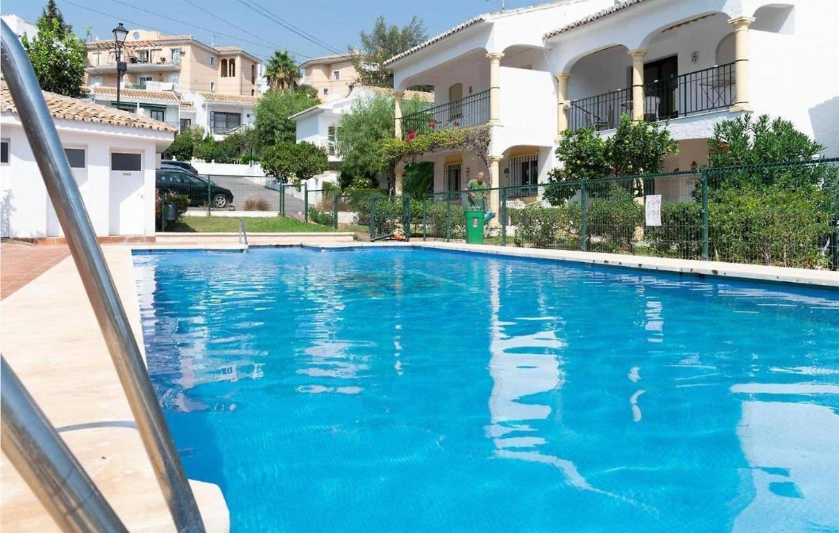 Lux 2 Kmr App Stella Blanca Met Zwembaden Airco En Zeezicht Apartman Fuengirola Kültér fotó